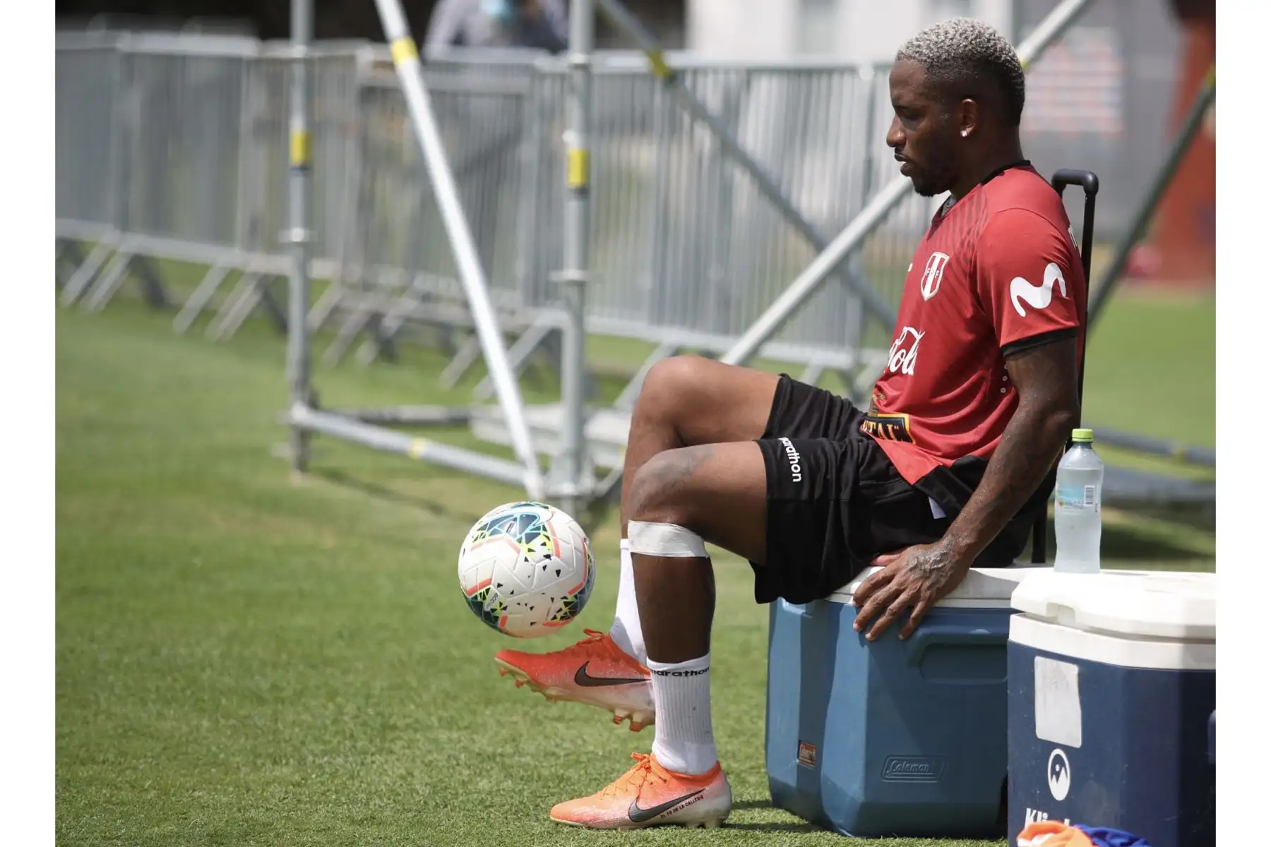 Futbolistas nacionales Jefferson Farfán, Andy Polo y Raúl Ruidíaz realizan trabajos físicos de preparación en las instalaciones de la Videna. Foto: FPF