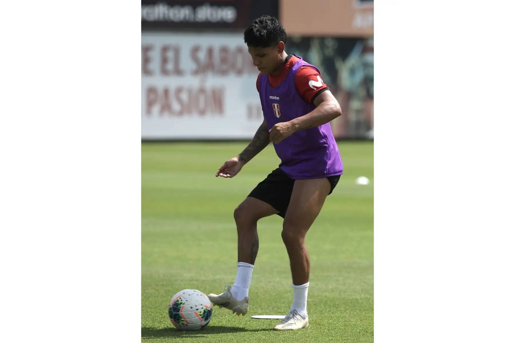 Futbolistas nacionales Jefferson Farfán, Andy Polo y Raúl Ruidíaz realizan trabajos físicos de preparación en las instalaciones de la Videna. Foto: FPF