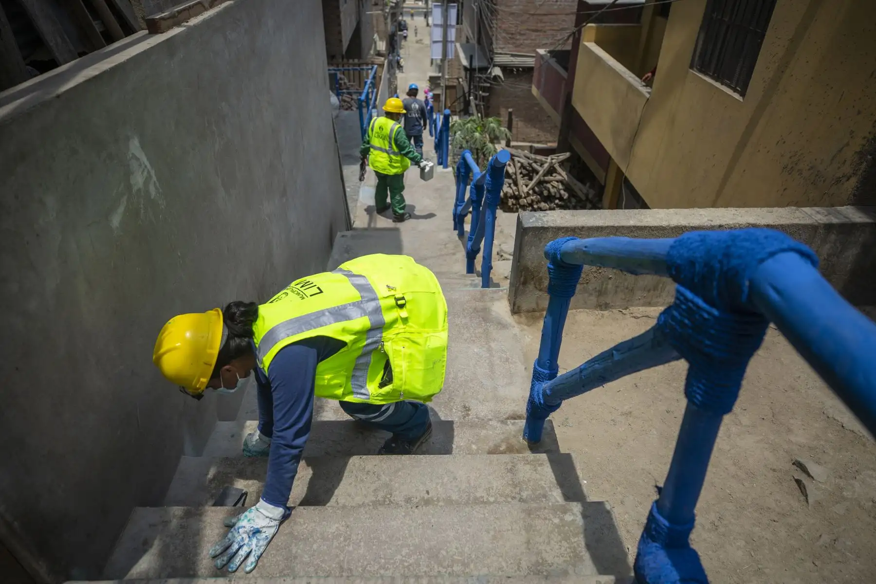 Alcalde de Lima, Jorge Muñoz informa sobre ejecución de nuevas escaleras tras incendio en Bayóvar - San Juan de Lurigancho.
Foto: Municipalidad de Lima