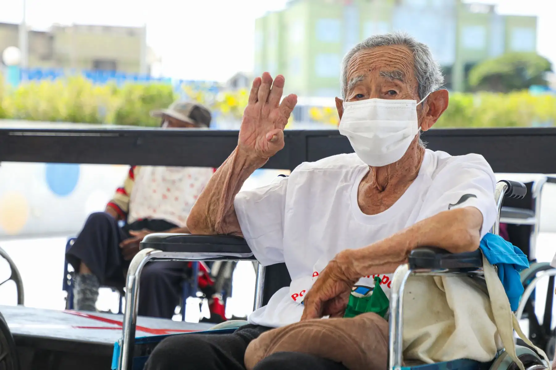 Vacunación a adultos mayores en el albergue Aráoz-5.
Foto: Municipalidad de Lima