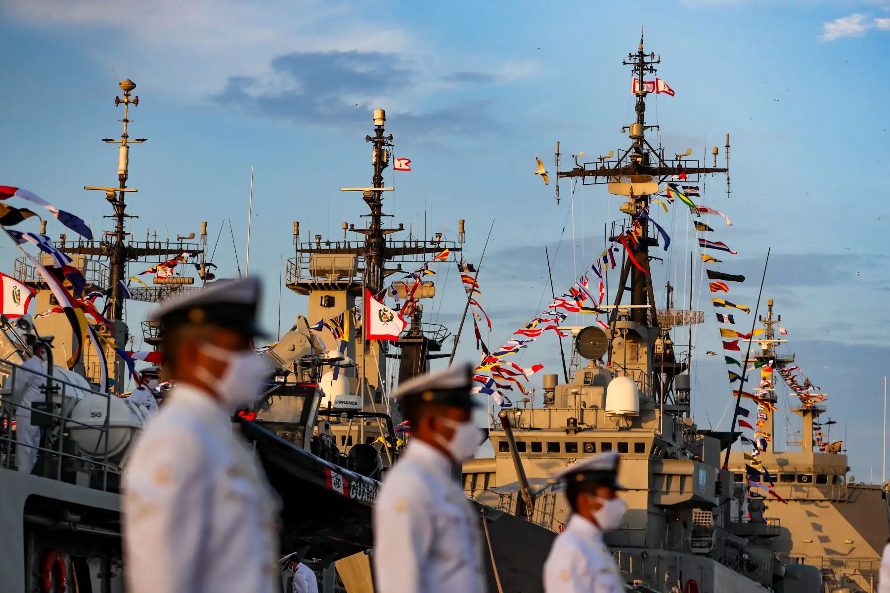 La Presidenta del Consejo de Ministros, Violeta Bermúdez, junto a la Ministra de Defensa, Nuria Esparch asisten a la conmemoración del Bicentenario de la Fuerza de Superficie de la Marina de Guerra. Asimismo se incorporaron dos patrulleras a la Fuerza Naval. Foto: ANDINA/PCM