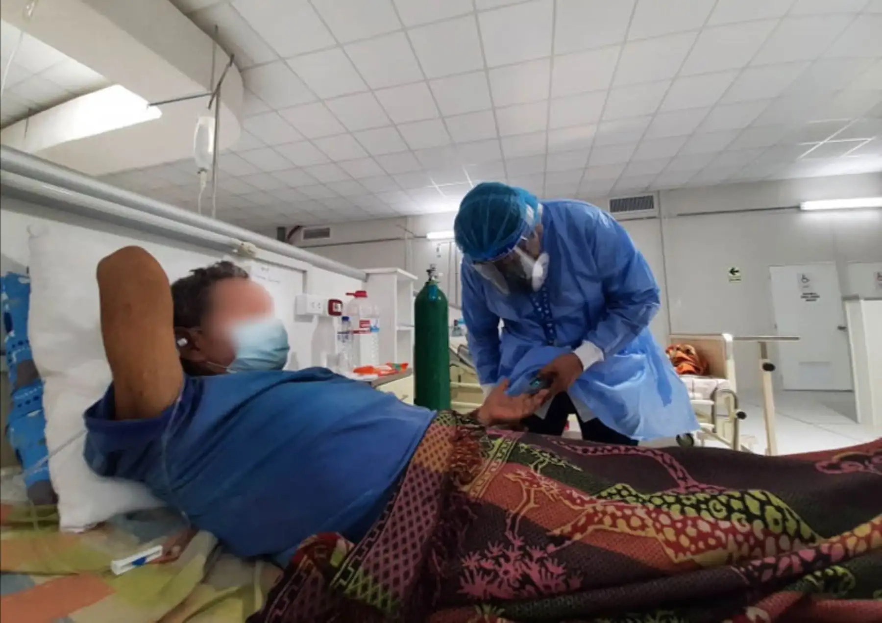 Recuerda que operación bariátrica se hace previa evaluación médica a pacientes con obesidad, factores de riesgo y alto índice de masa corporal.