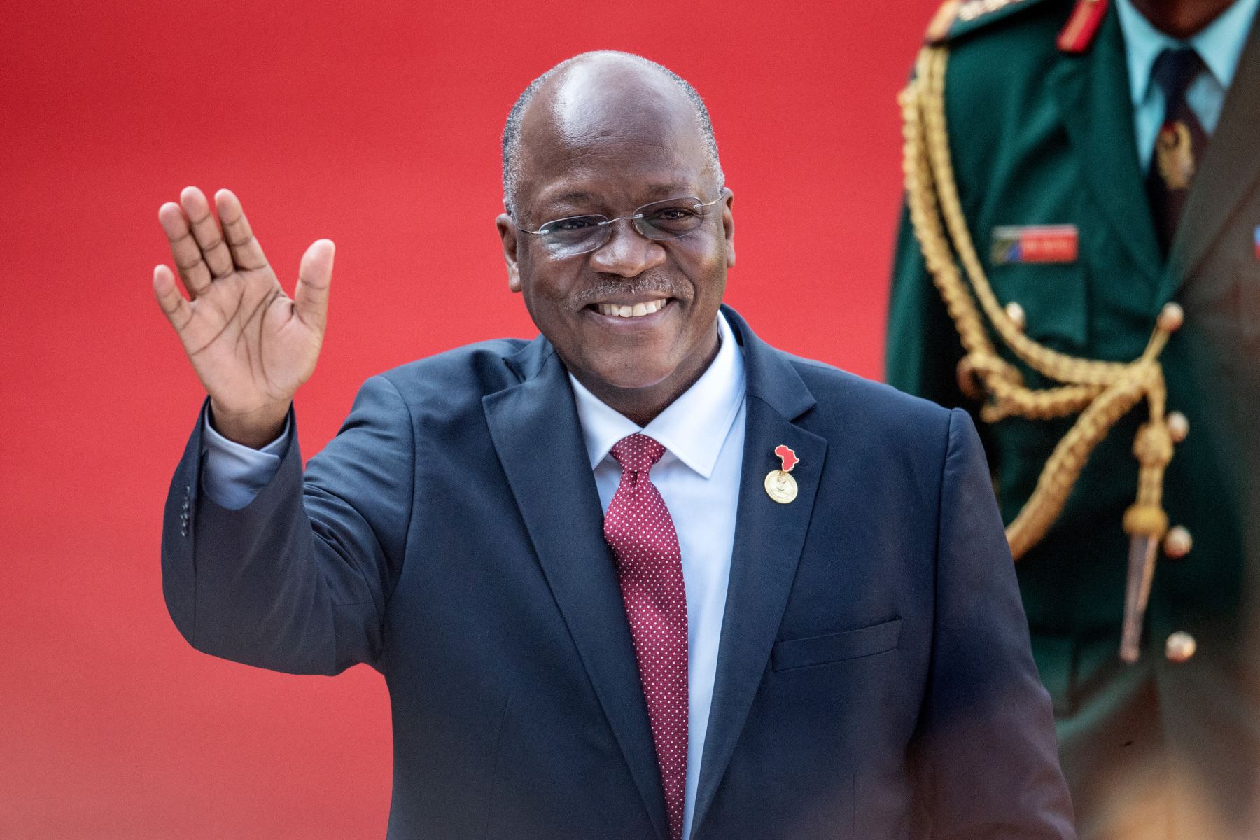 Vicepresidenta de Tanzania anunció la muerte del mandatario. Foto: AFP