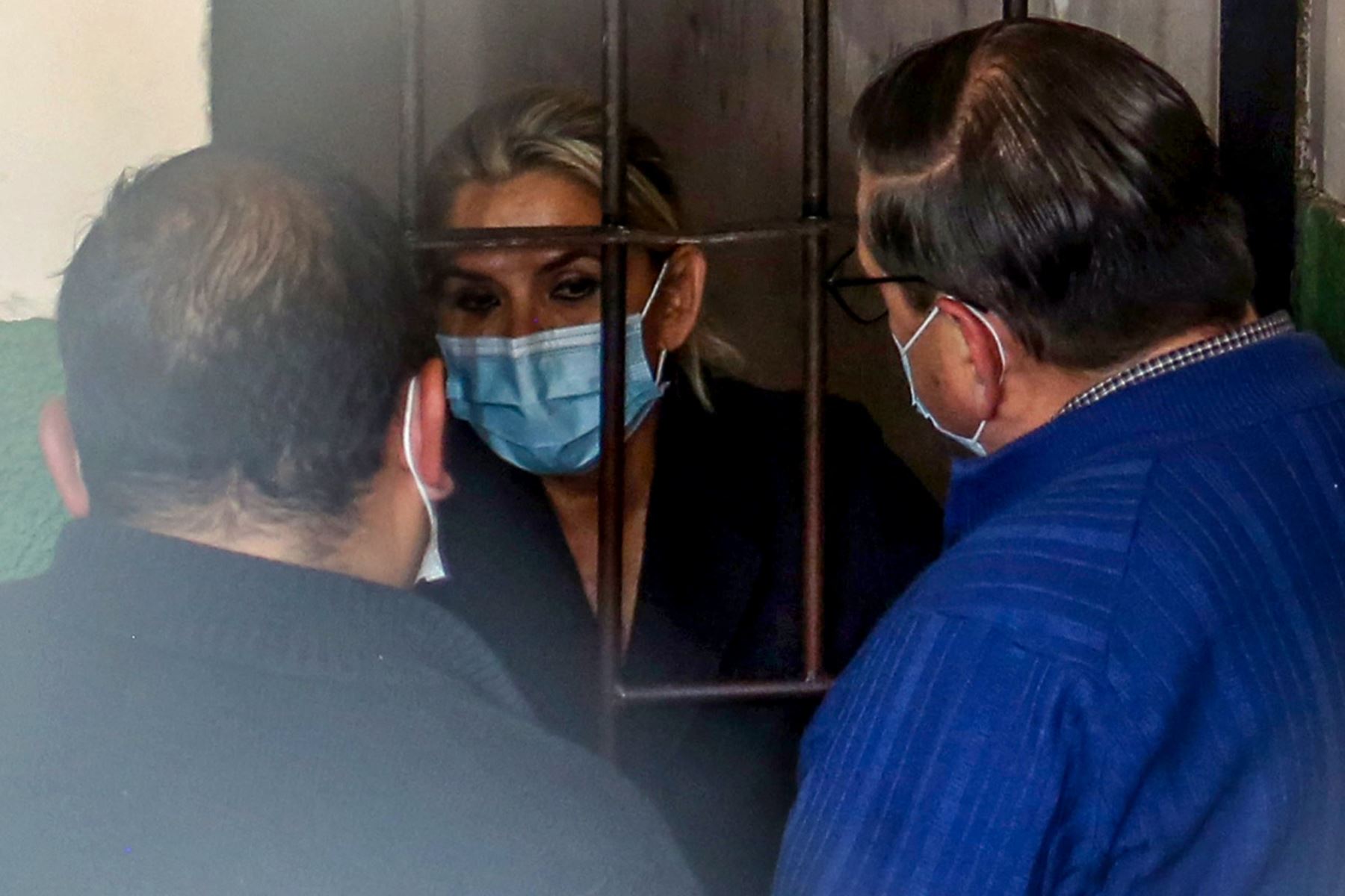 Norka Cuéllar, abogada de Áñez, dijo a la prensa local que ella estuvo "en estado crítico" por una subida de presión. Foto: AFP