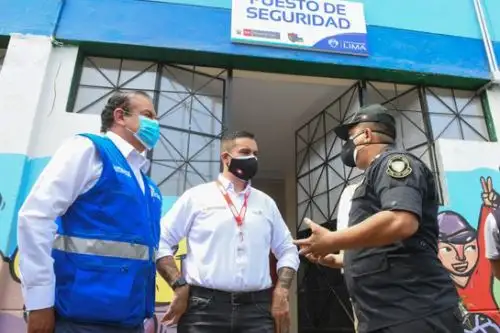 Trabajo coordinado entre la Policía Nacional y el serenazgo municipal permite alcanzar mejores resultados en la lucha contra la inseguridad. ANDINA/Difusión
