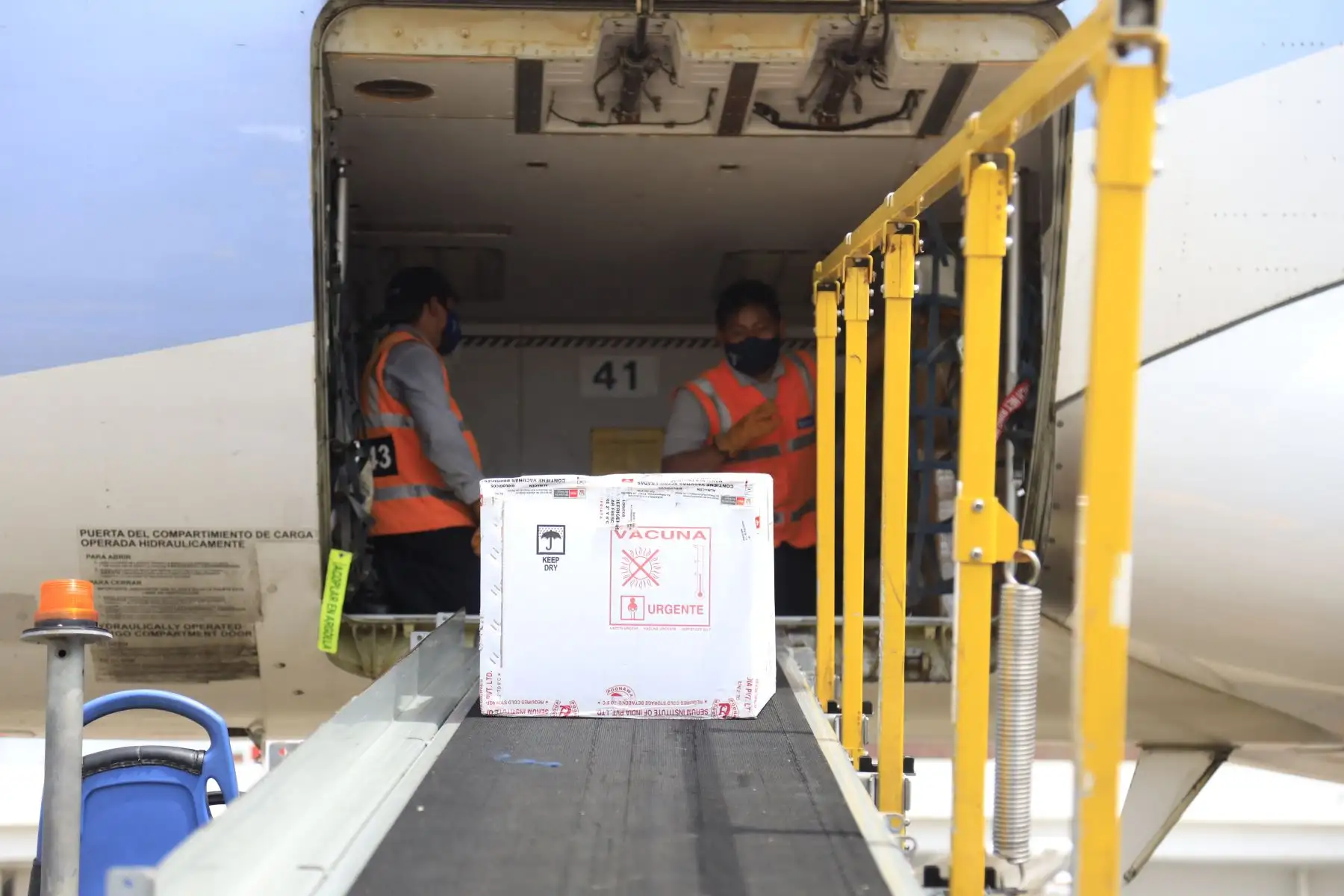 El Ministerio de Salud recibió un nuevo lote de más de 50 mil vacunas contra la COVID-19 del laboratorio Pfizer.
Foto:Minsa