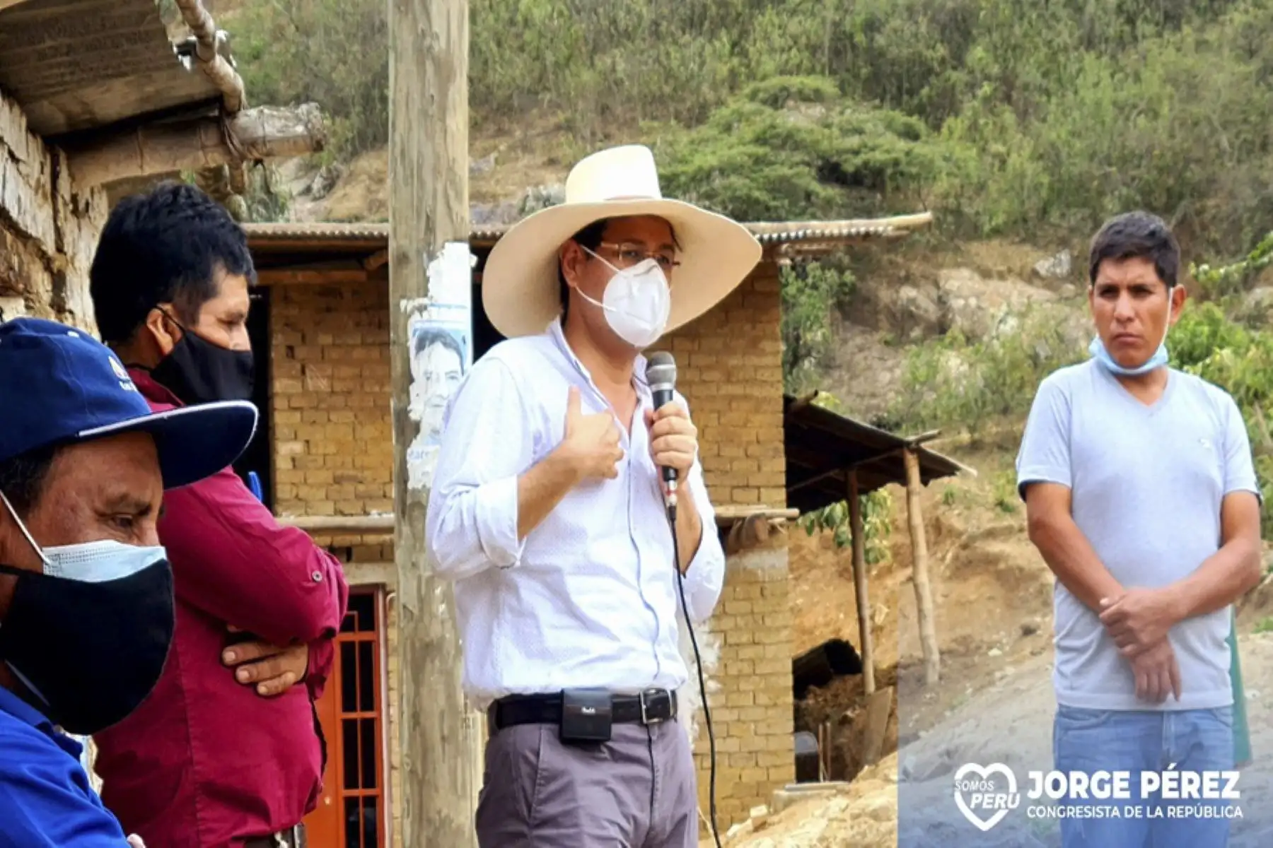 Jorge Pérez, candidato al Parlamento Andino con el número 5 de Somos Perú.
