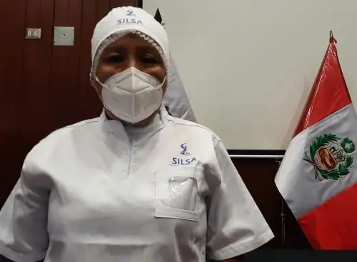 La voluntad inquebrantable de Elizabeth Francisco, la valiente trabajadora de limpieza del Hospital Virgen de la Puerta de EsSalud en Trujillo. ANDINA/Difusión
