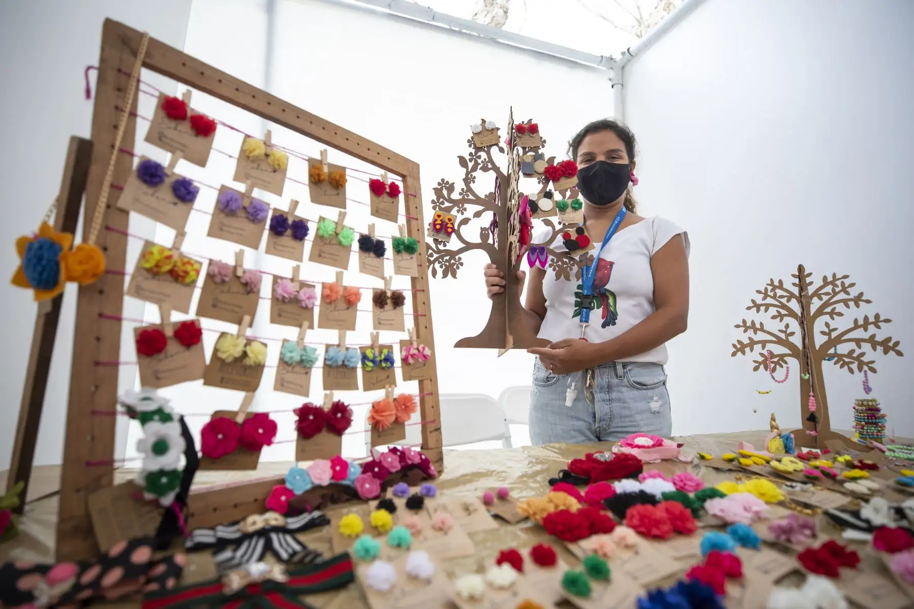 Con el término del periodo de cuarentena, vuelve la feria Panas y Causas, organizada por la Municipalidad de Lima y la Agencia de la ONU para los Refugiados (Acnur) en el club zonal Huáscar de Villa El Salvador, con todos los protocolos de bioseguridad. Foto: MML