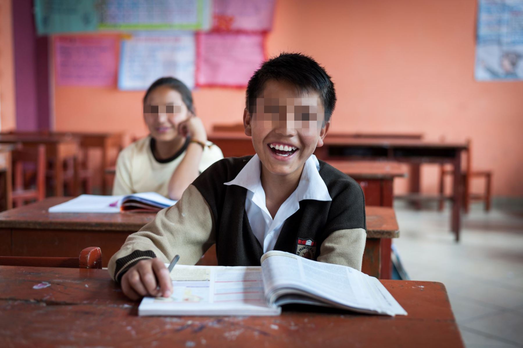 La ONG World Vision Perú acaba de lanzar una propuesta ciudadana para reducir los niveles de deserción escolar de miles de niños y adolescentes en todo el país.