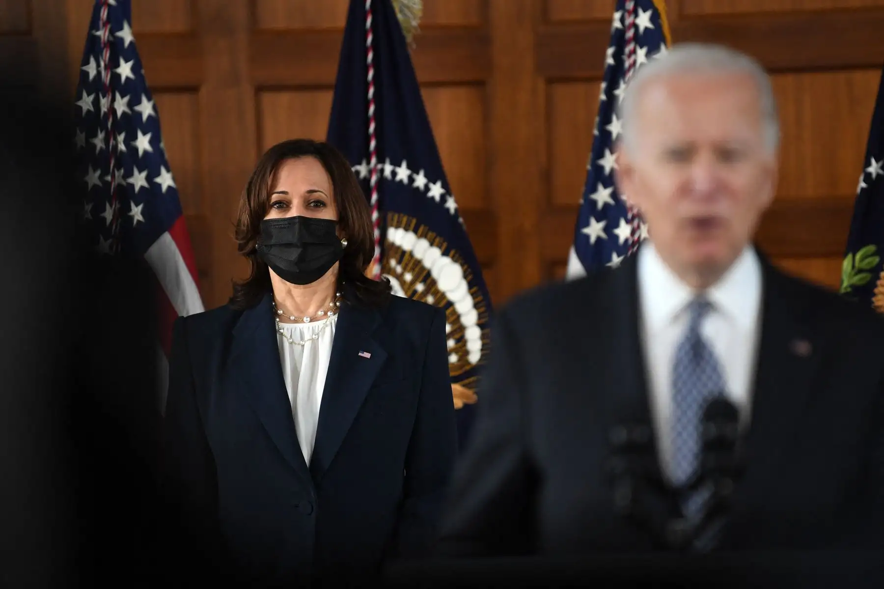 Esta es la primera misión específica que Biden encarga a Harris, percibida como parte de una generación más joven del Partido Demócrata. Foto: AFP