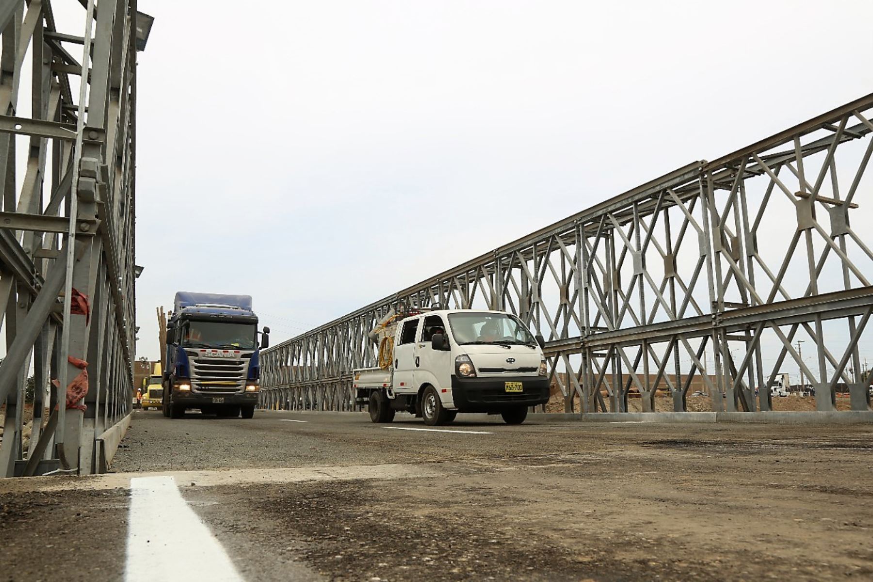 Puente alterno sobre el río Moche mejora las condiciones del tránsito en la región La Libertad. Foto: ANDINA/Difusión