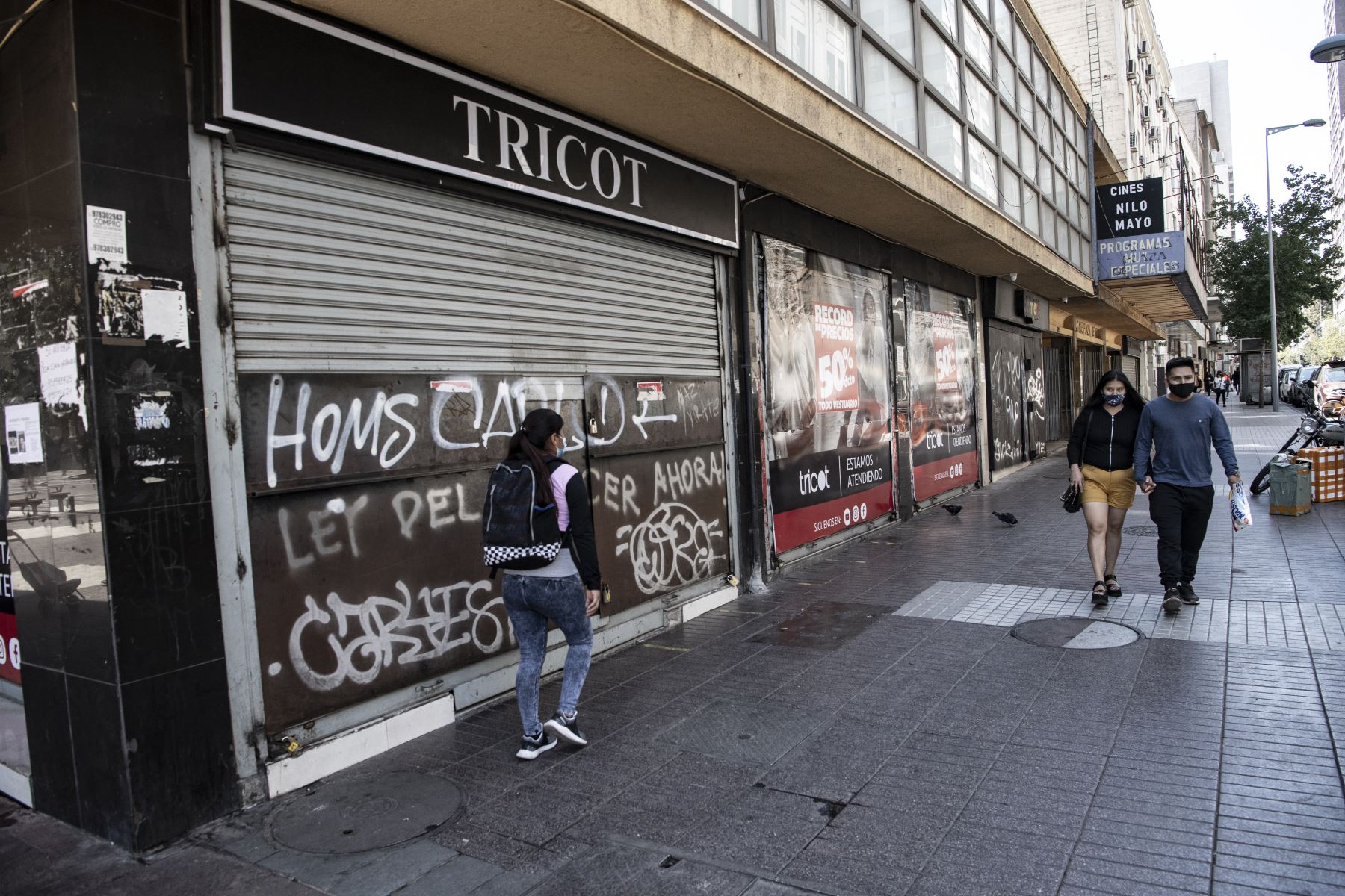 Por su parte, este mismo miércoles, Fitch Ratings ratificó la nota crediticia chilena en moneda extranjera a largo plazo en "A-", con panorama estable. Foto: AFP