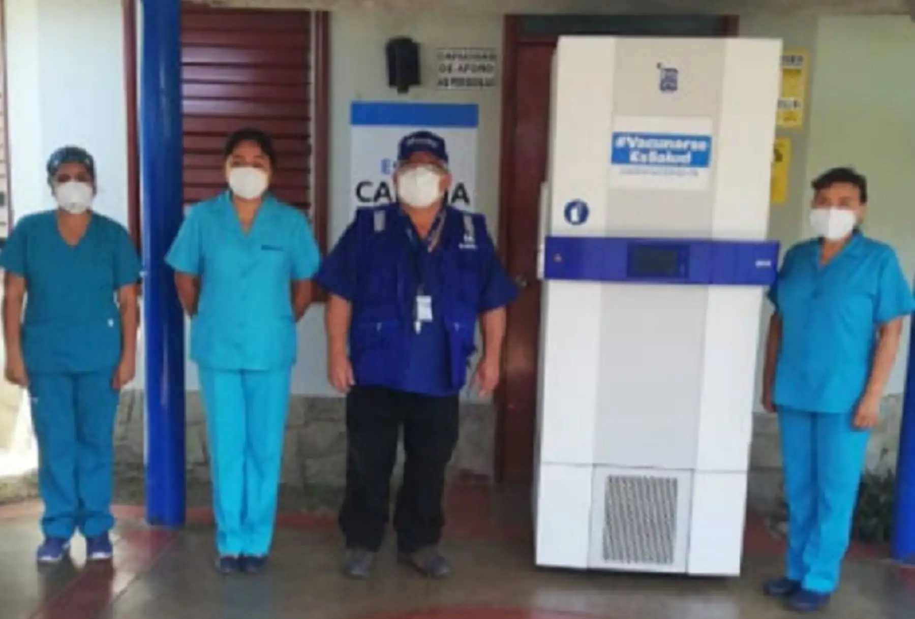 La Red Asistencial Piura de EsSalud informó que la región ya cuenta con la ultra congeladora que permitirá mantener la cadena de frío necesaria para conservar la dosis de las vacunas contra el covid-19 del laboratorio Pfizer. Foto: EsSalud