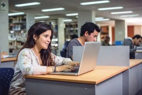 Universidades privadas: deserción de estudiantes disminuyó en 3.4% en el 2020. Foto: ANDINA/Difusión.