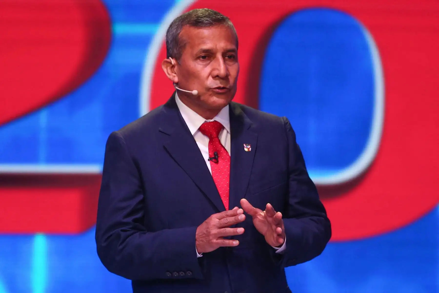 Ollanta Humala, del Partido Nacionalista Peruano participa en la segunda fecha del debate de candidatos presidenciales organizado por el Jurado Nacional de Elecciones (JNE), previo a los comicios generales del 11 de abril. Foto: ANDINA/Vidal Tarqui