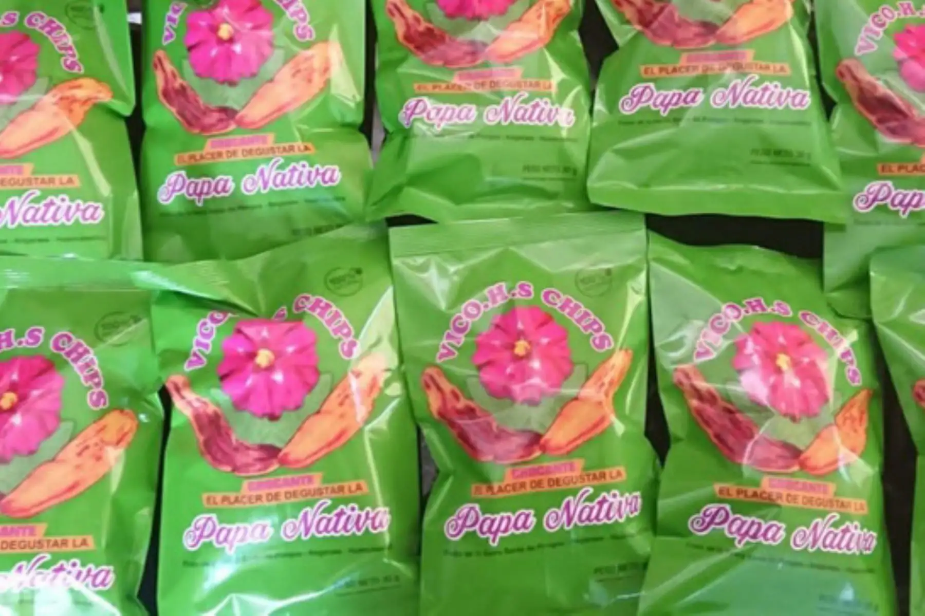El productor agrario Víctor Huamaní, de Pongos Grande (Huancavelica), emprendió con el negocio de chips de papas nativas con la marca Vico Chips. Foto: ANDINA/Difusión
