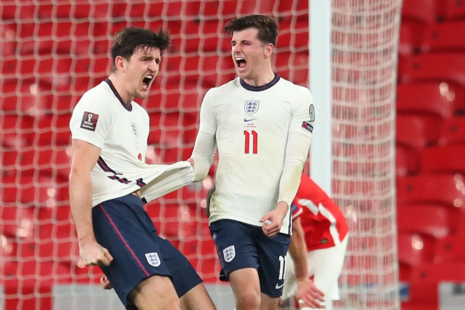 El defensor de Inglaterra Harry Maguire celebra su segundo gol durante el partido de clasificación del Grupo I para las clasificatorias de la Copa Mundial de la FIFA Qatar 2022. Foto: AFP