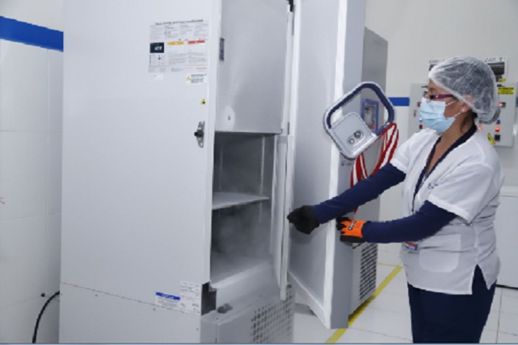 Las cámaras de refrigeración de 700 metros cúbicos son ideales para las vacunas Pfizer contra el covid-19; tienen la capacidad para almacenar 40,000 dosis cada una.