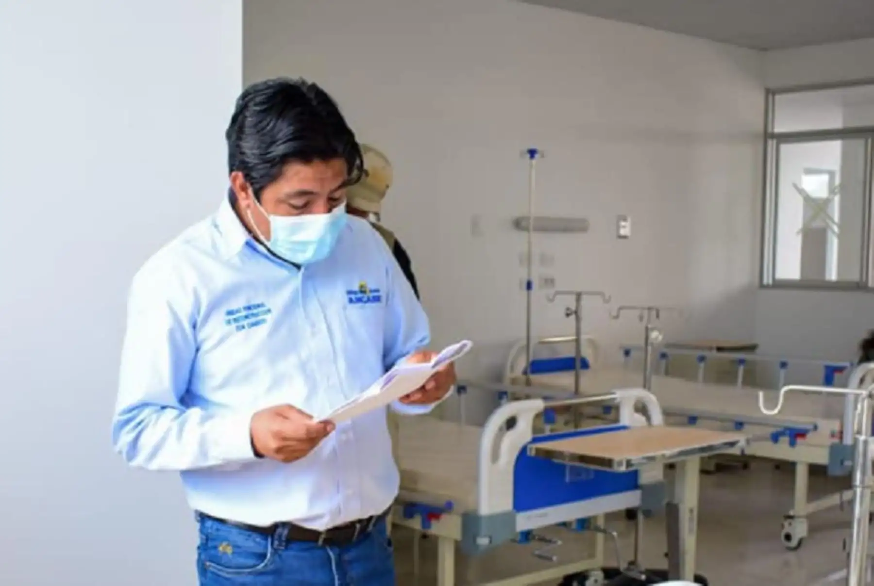 El gobernador regional (e) de Áncash, Henry Borja Cruzado, anunció hoy que la Inversión de Optimización, de Ampliación Marginal, de Rehabilitación y de Reposición (IOARR) del hospital de apoyo San Ignacio de Casma ya se encuentra lista y en horas de la noche entraría en funcionamiento para el beneficio de más de 60,000 habitantes.