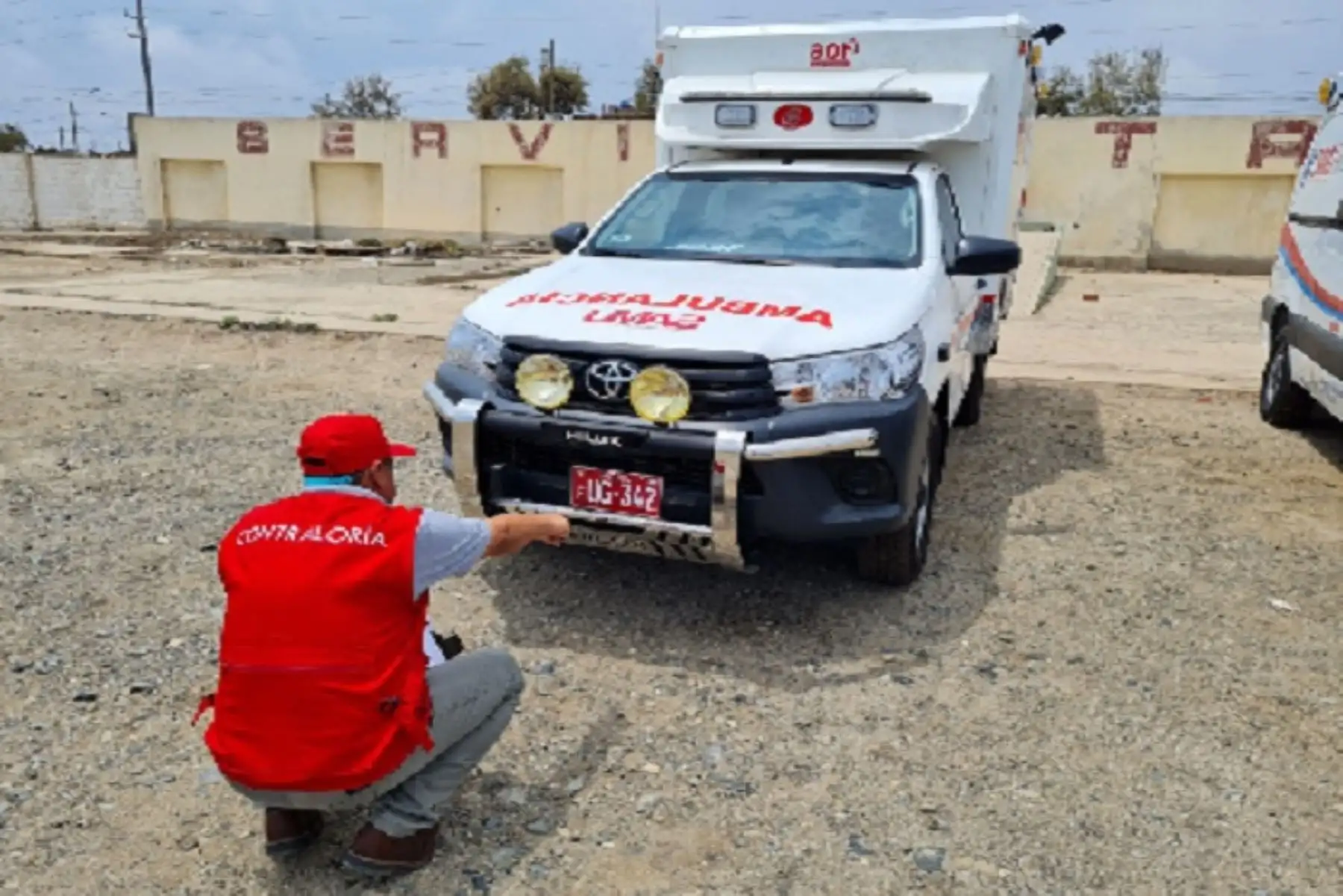 Contraloría advierte que 13  ambulancias no se usan en La Libertad por falta de personal