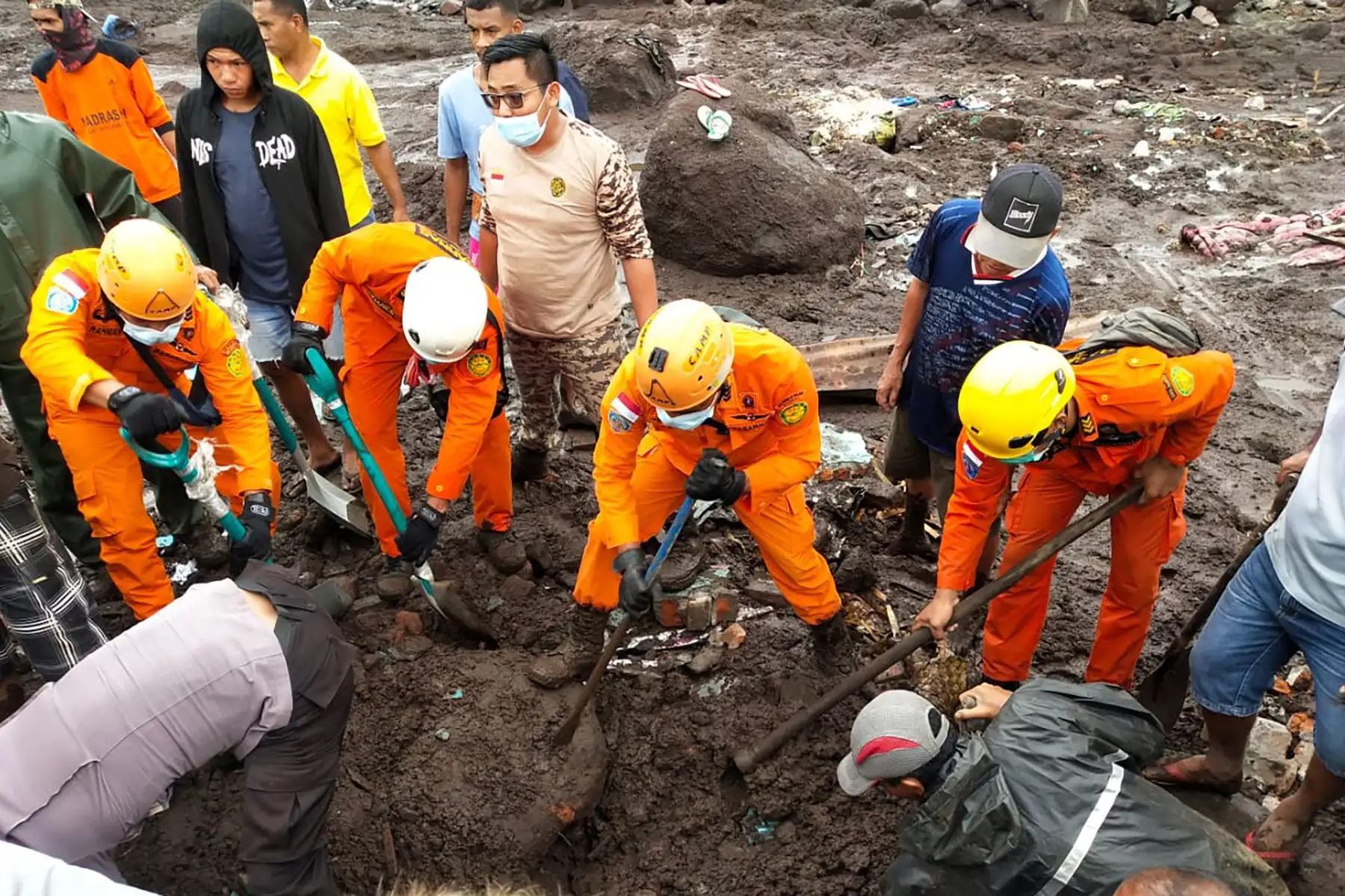 Inundaciones y deslizamientos de tierra azotaron Indonesia y Timor Oriental. Foto: AFP