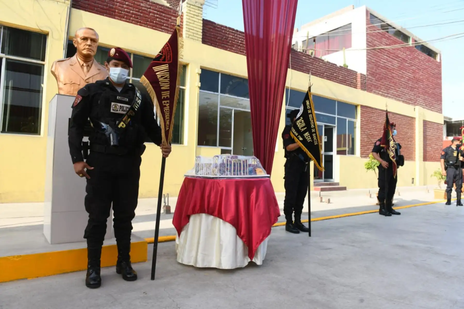 Ministro del Interior, José Elice, encabezó ceremonia por 44 aniversario de la División de Emergencias de la Policía Nacional. Foto: ANDINA/Mininter