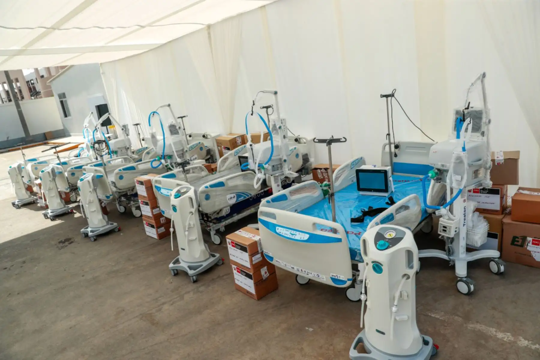 El presidente Francisco Sagasti lidera la entrega de camas UCI y equipamiento médico para los hospitales de Ica. Foto: ANDINA/Prensa Presidencia