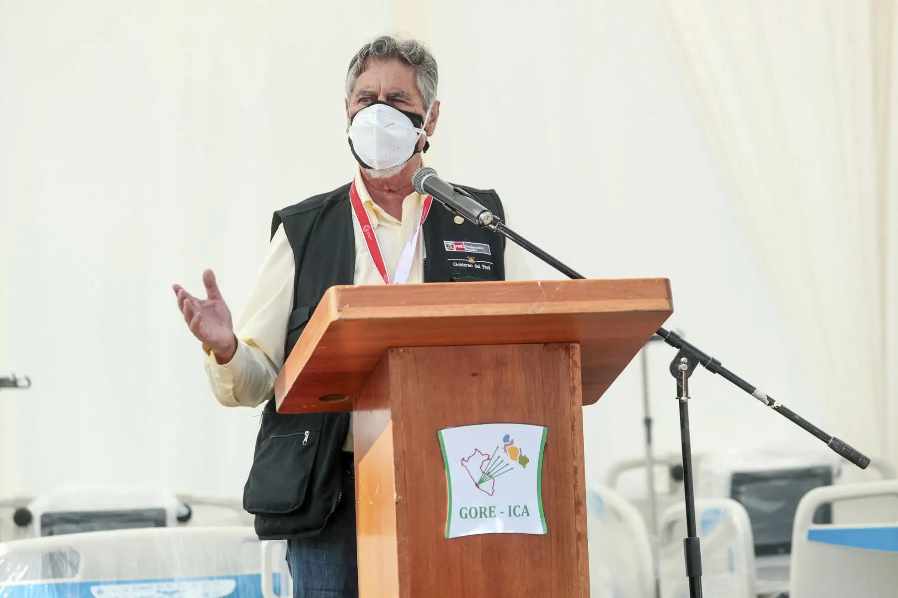 El presidente Francisco Sagasti, junto con el titular del Minsa, Óscar Ugarte, lidera la entrega de camas UCI y equipamiento médico para los hospitales de esta región del país. Foto: ANDINA/Prensa Presencia