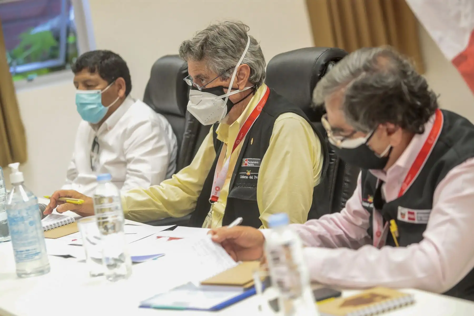 El presidente Francisco Sagasti, junto con el titular del Minsa, Óscar Ugarte, lidera la entrega de camas UCI y equipamiento médico para los hospitales de esta región del país. Foto: ANDINA/Prensa Presencia