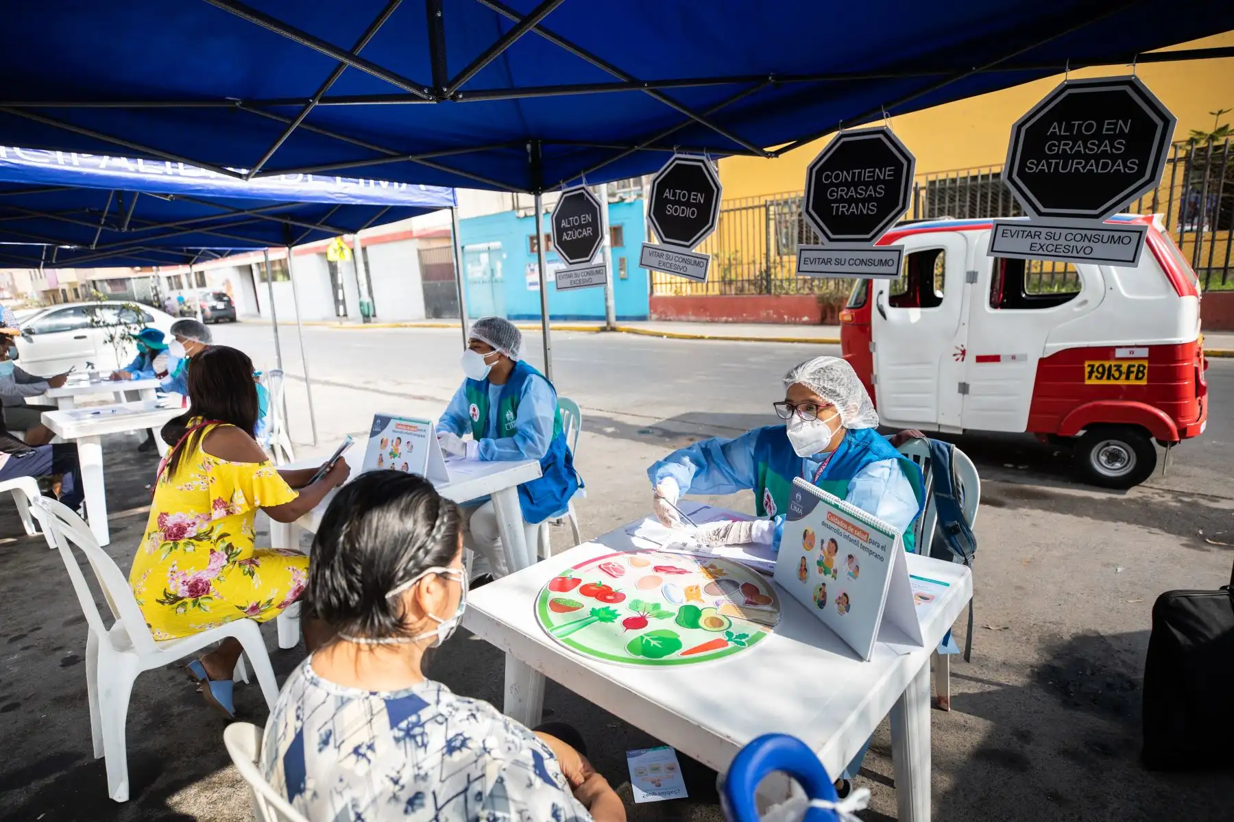 MML realiza feria informativa y campaña ginecológica por el Día Mundial de la Salud. Foto: MML