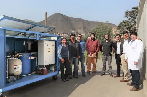 Patente de sistema portátil de recuperación de agua de la atmósfera para producir y dispensar agua potable. Foto. UNI