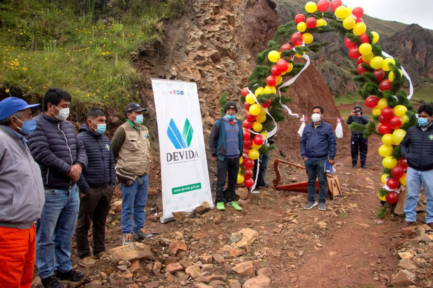 Las obras facilitarán el transporte de productos alternativos en beneficio de 364 familias del distrito ayacuchano de Santillana. Foto: ANDINA/Difusión