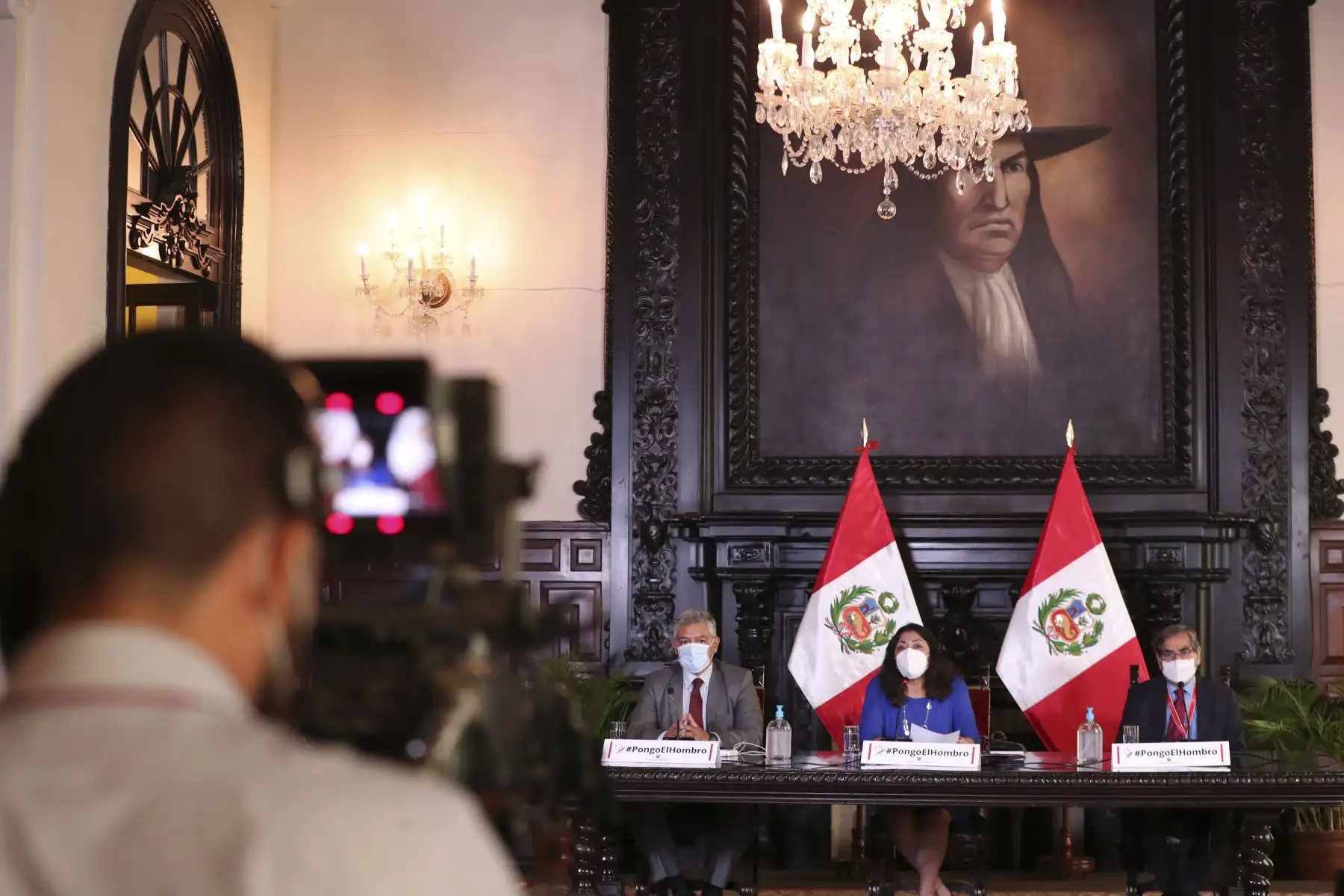 La presidenta del Consejo de Ministros, Violeta Bermúdez, brinda conferencia de prensa junto a titular de Salud, Oscar Ugarte y José Elice del Interior, para informar sobre los avances en la lucha contra la pandemia. Foto: ANDINA/PCM