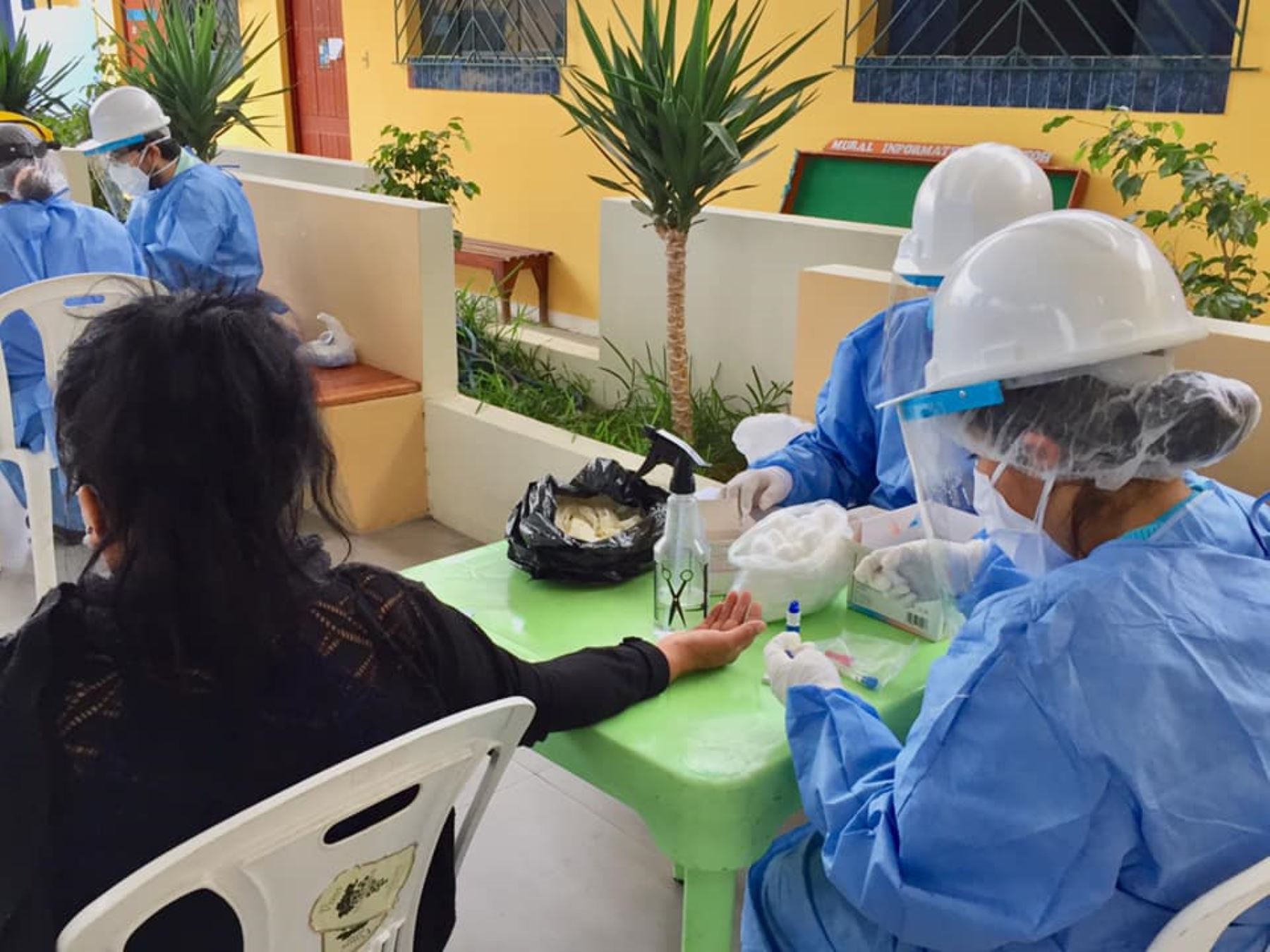 Autoridades de Salud de Áncash aplican cerco epidemiológico en zona de Chimbote donde se detectó caso de variante brasileña de la covid-19. ANDINA/Difusión