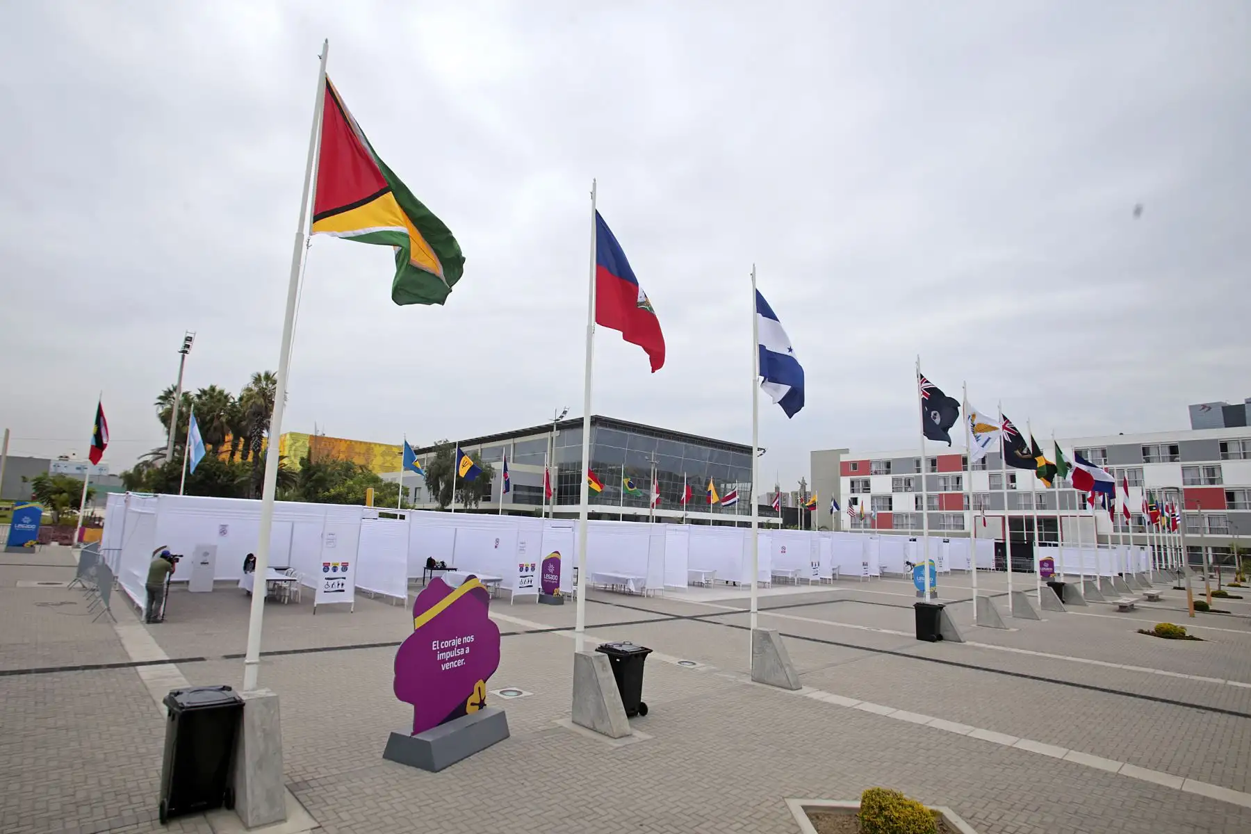 El Proyecto Legado, pone a disposición de la ONPE, el Polideportivo Villa El Salvador, la Villa Deportiva Nacional (VIDENA) y el Complejo Deportivo de Villa María del Triunfo, sedes quedaron listas para recibir a 51 683 ciudadanos, en las Elecciones Generales de este domingo 11 de abril.  Foto: LEGADO