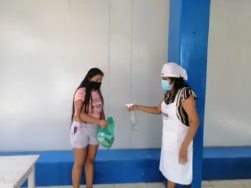 Qali Warma entregó alimentos para más de 40,000 escolares de la región Tumbes.