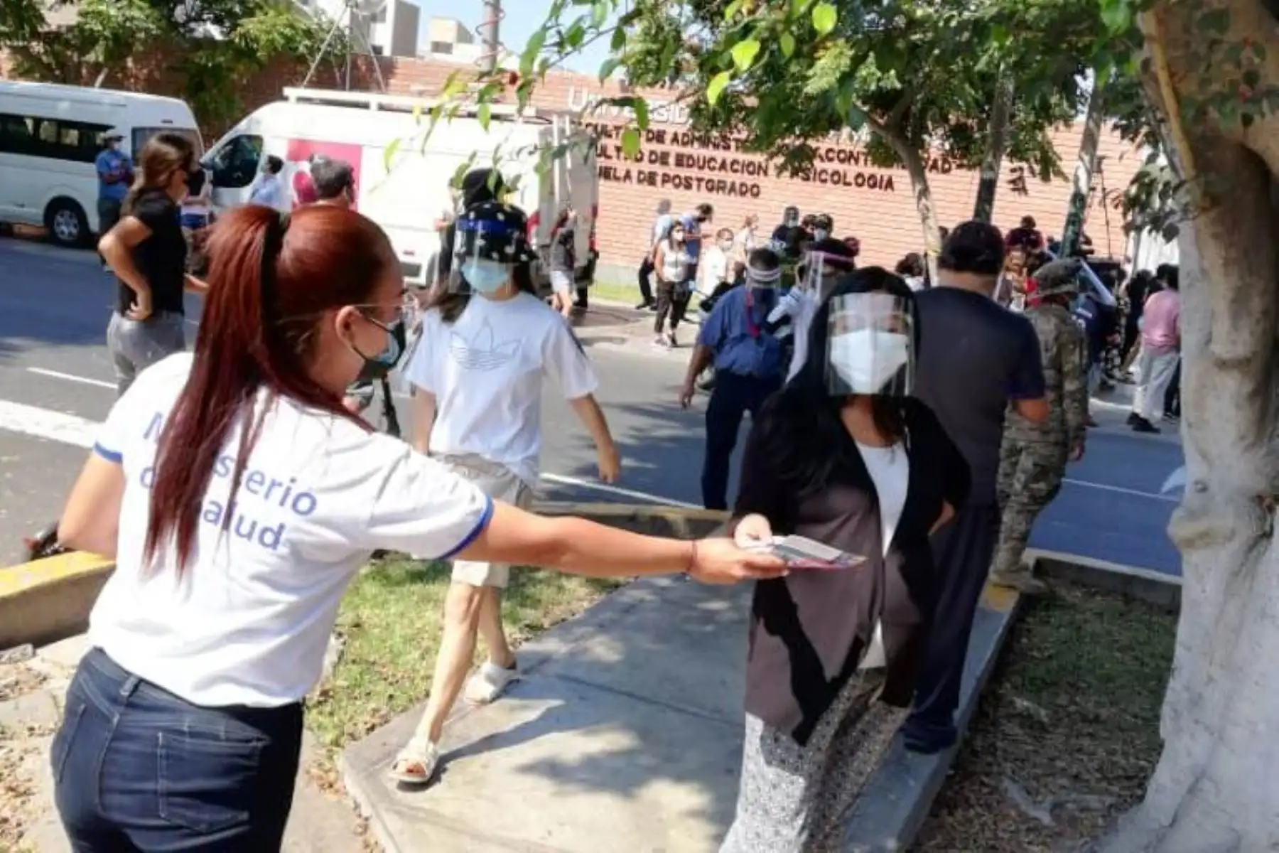 Elecciones 2021: Minsa intensifica campaña preventiva en puntos de votación frente al covid-19. Foto: ANDINA/Difusión.