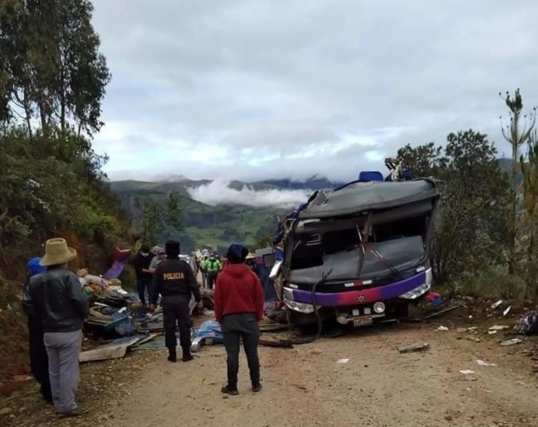 Los 15 heridos que dejó el trágico accidente de tránsito en la sierra de Áncash son atendidos en el Hospital de Pomabamba. ANDINA/Difusión