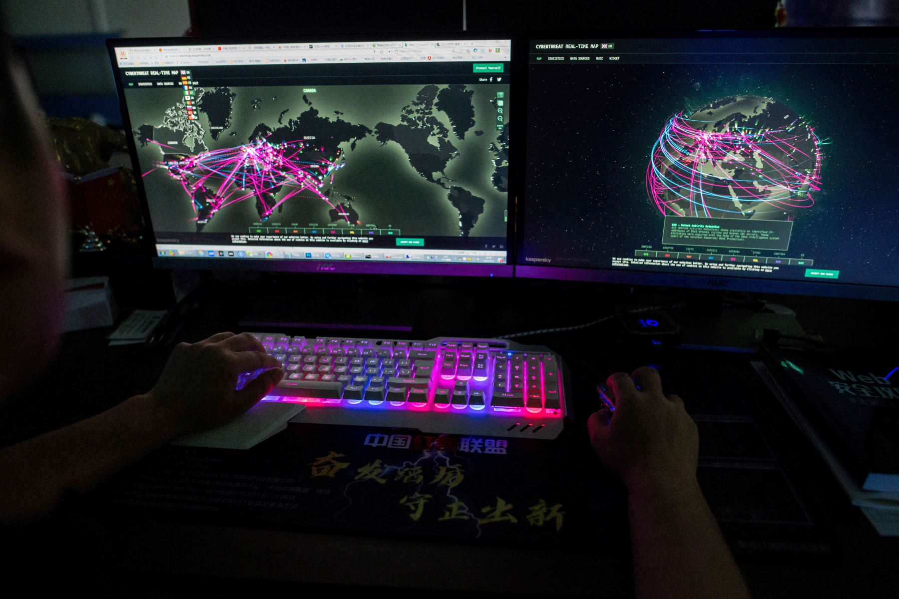 En el ejercicio participan unos 5,000 sistemas virtualizados que son objeto de más de 4.000 ataques, precisó la OTAN. Foto: AFP