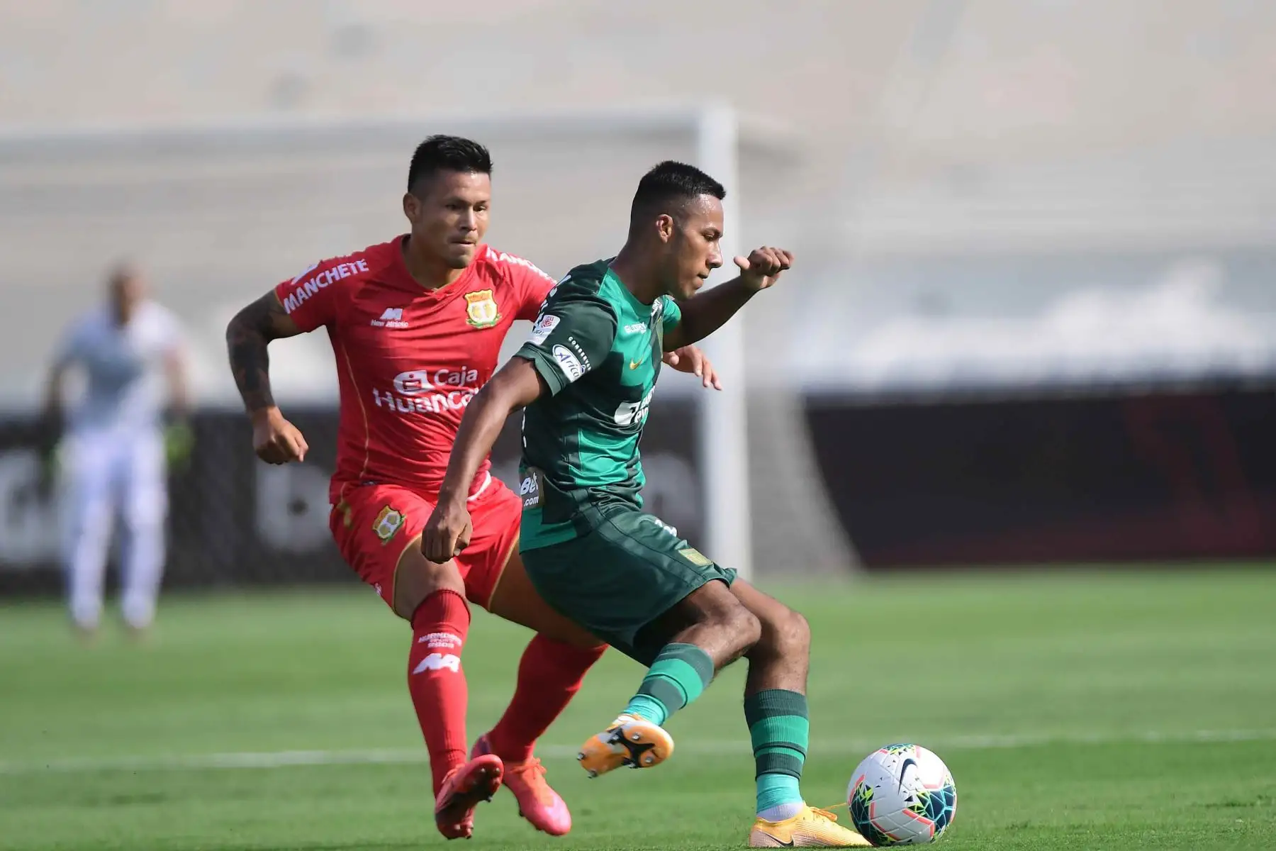 Alianza Lima empata cero a cero con Sport Huancayo.
Foto:ANDINA/ Liga1 Alianza Lima empata cero a cero con Sport Huancayo.
Foto:ANDINA/ Liga1