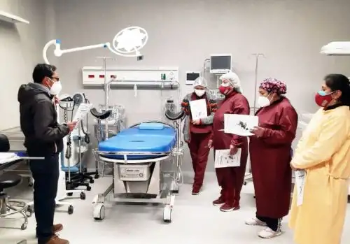 Puno: entregan equipos a centro de salud de Putina, ubicado a cerca de 4,000 msnm.
