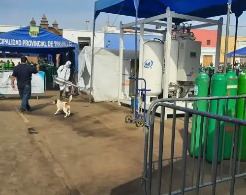 La Municipalidad de Trujillo anunció que adquirirá una tercera planta de oxígeno medicinal para atender la creciente demanda de este insumo por el incremento de casos de covid-19. ANDINA/Difusión