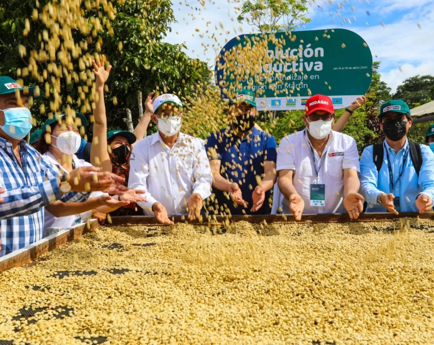 Ministerio de Desarrollo Agrario y Riego lanza en San Martín iniciativa para potenciar cultivos de calidad en regiones y capacitar a gobernadores y funcionarios regionales. ANDINA/Difusión