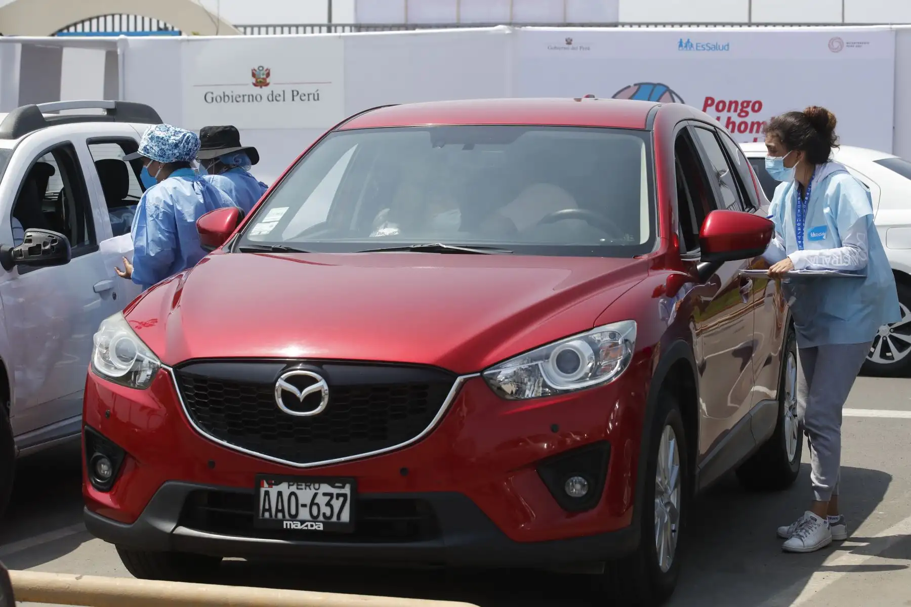 Plan de vacunación masiva contra el nuevo coronavirus en el Parque de Las Leyendas
permitirá inmunizar de manera masiva a los adultos mayores de 80 años en 22 distritos. Foto: ANDINA/Juan Carlos Guzmán