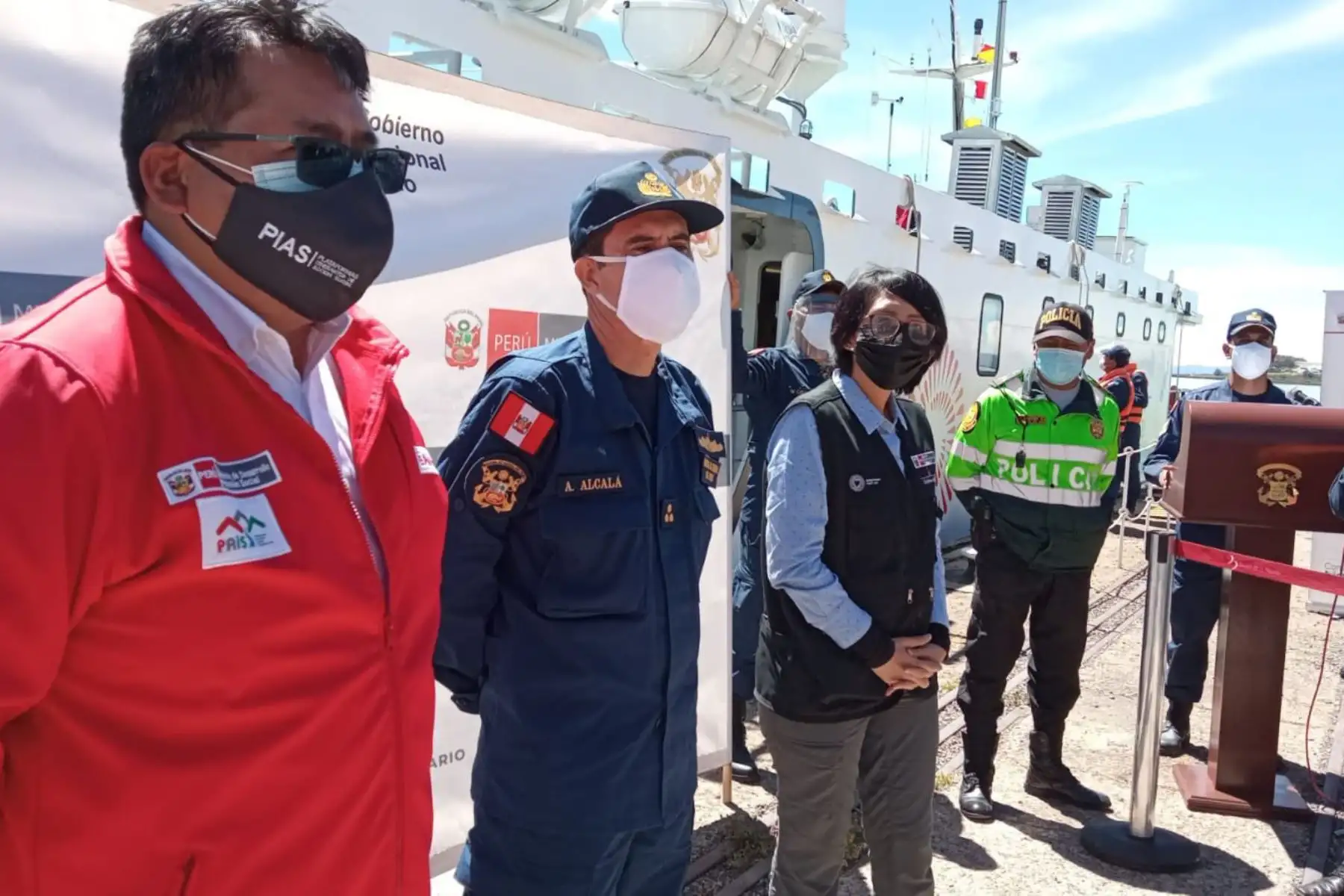 La PIAS navegará durante 40 días por 14 puntos de atención ubicados en tres provincias, seis distritos y 47 localidades de Puno. Se beneficiarán más de 5500 habitantes con los servicios que el Estado acerca a las familias peruanas. Viceministra Elizabeth Añaños participó en la ceremonia. Foto: ANDINA/MVCS