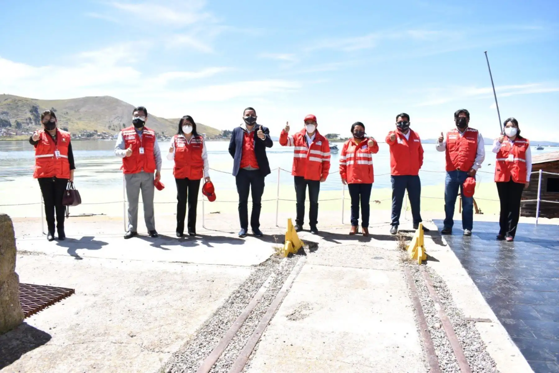 La PIAS navegará durante 40 días por 14 puntos de atención ubicados en tres provincias, seis distritos y 47 localidades de Puno. Se beneficiarán más de 5500 habitantes con los servicios que el Estado acerca a las familias peruanas. Foto: ANDINA/MVCS