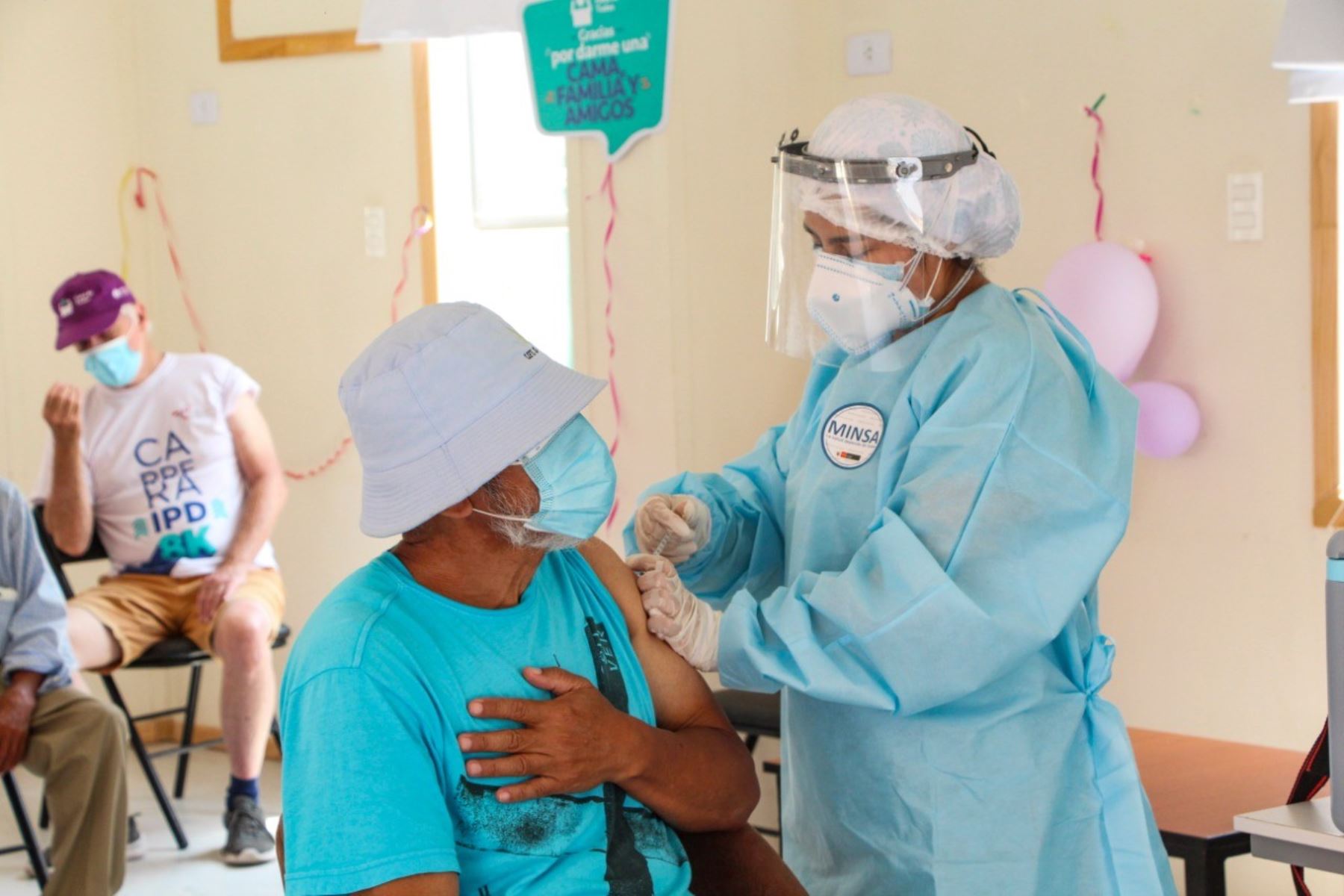 Gerencia regional de Salud de Lambayeque llama a la población a actualizar datos de los adultos mayores para proceder a la vacunación contra el covid-19. Foto: ANDINA/Difusión