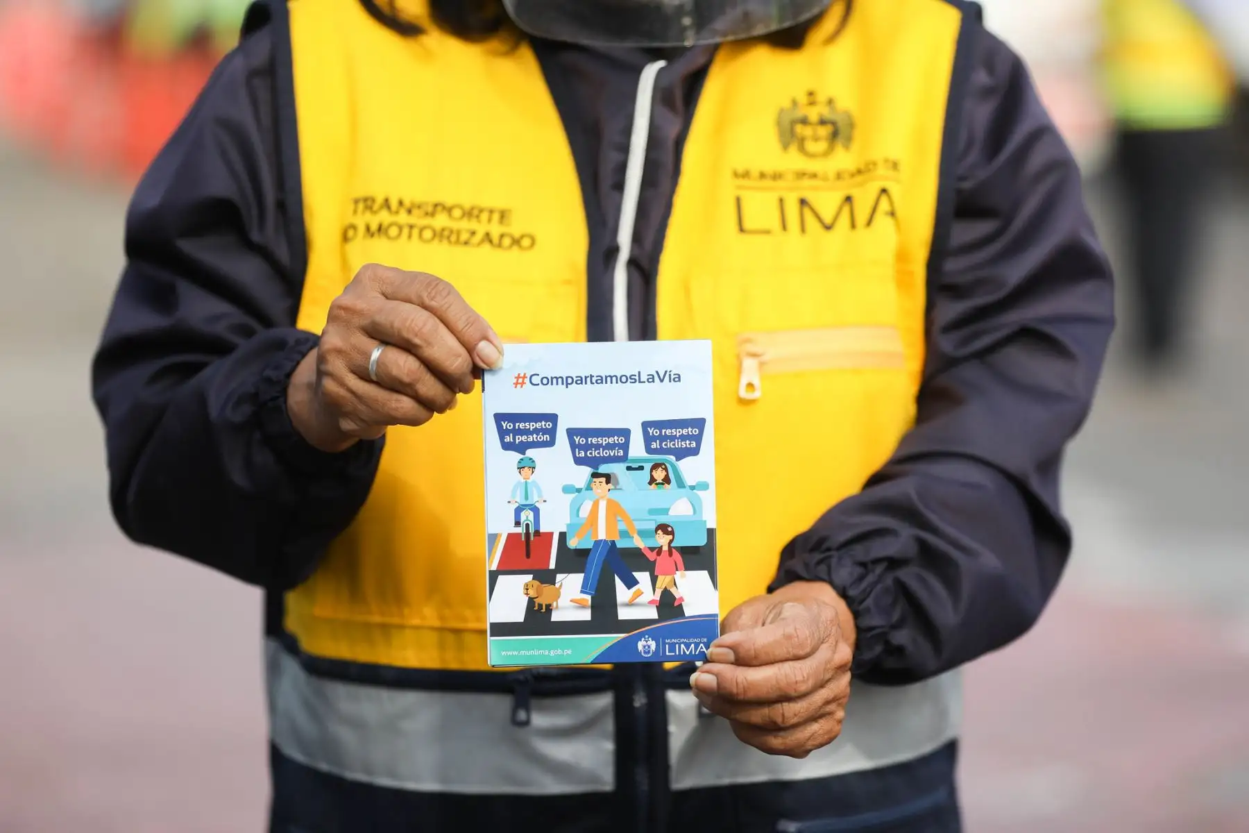 Personal de la Municipalidad de Lima realiza operativo de recuperación de ciclovía en la avenida Guardia Civil.

Foto:ANDINA/Municipalidad de Lima