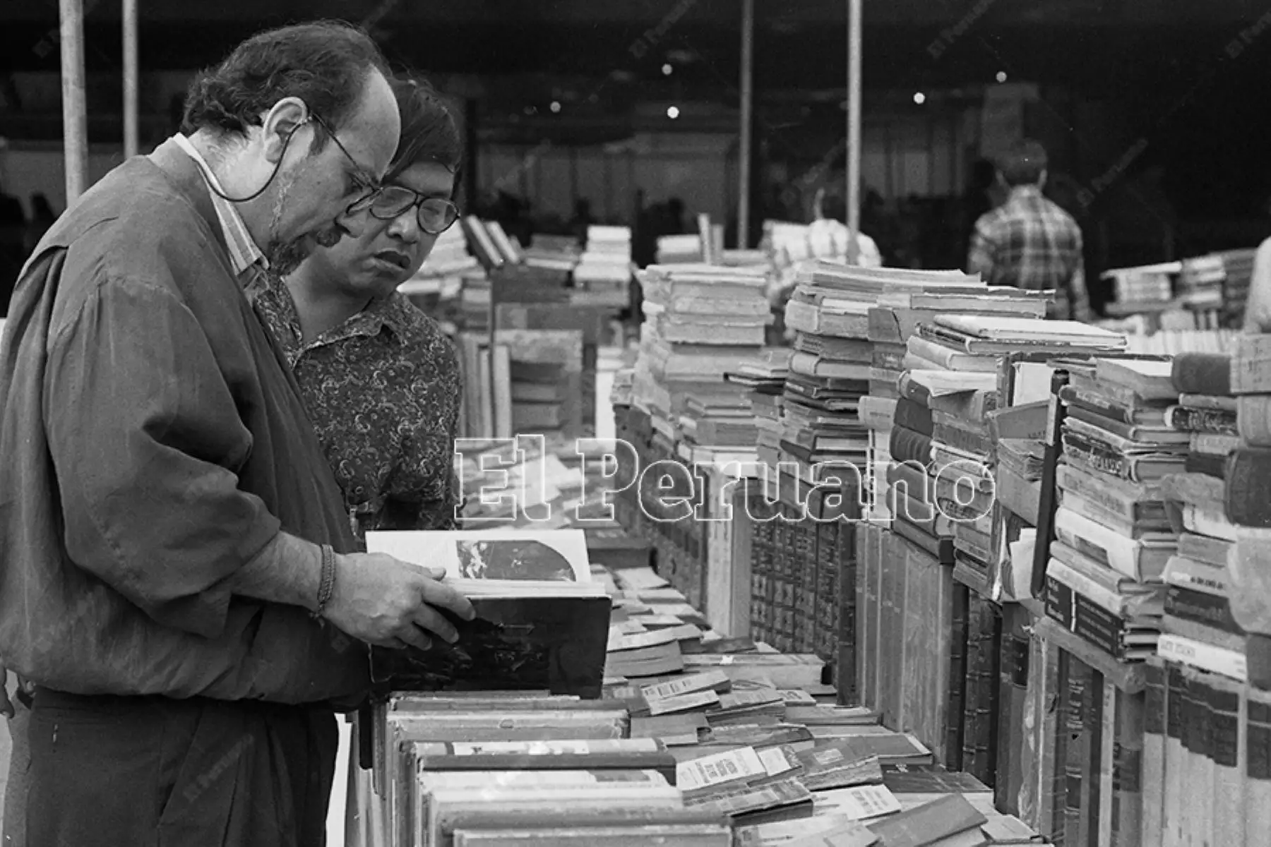 Lima - 7 diciembre 1996 / Inauguración de la Feria Internacional del Libro en el Museo de la Nación. Foto: Archivo Histórico de El Peruano